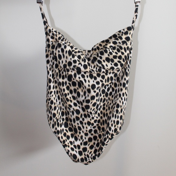 Motel Cheetah Lanti Bodysuit - Picture 4 of 8